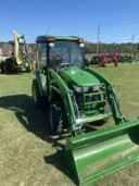 2022 John Deere 3033R Image