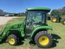 2022 John Deere 3033R Image