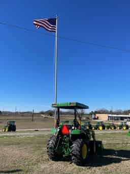 2022 John Deere 3035D Image
