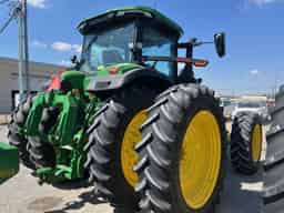 2025 John Deere 8R 340 Image