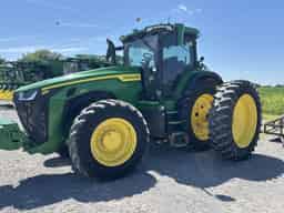 2022 John Deere 8R 340 Image
