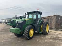 2012 John Deere 7200R Image