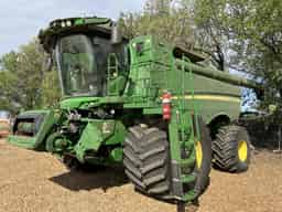 2024 John Deere S780 Image