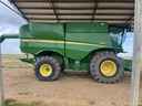 2012 John Deere S680 Image