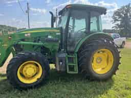 2020 John Deere 6120E Image
