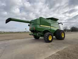 2019 John Deere S770 Image