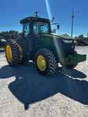2015 John Deere 7210R Image