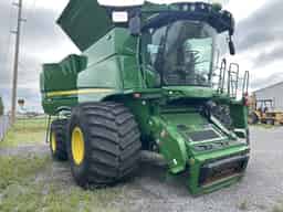 2024 John Deere S780 Image
