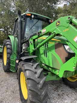 2013 John Deere 6125M Image