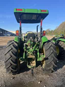 2017 John Deere 5100E Image