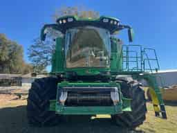2025 John Deere S7 800 Image