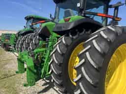 2025 John Deere 8R 280 Image