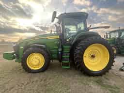 2022 John Deere 8R 310 Image