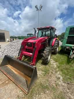 2020 Mahindra 8100 Image