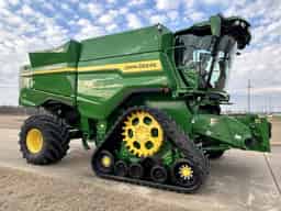 2025 John Deere S7 800 Image