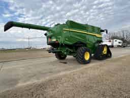 2025 John Deere S7 800 Image