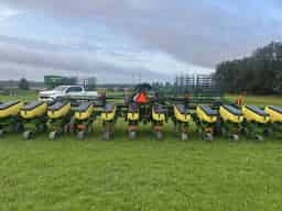 2021 John Deere 1725 Image