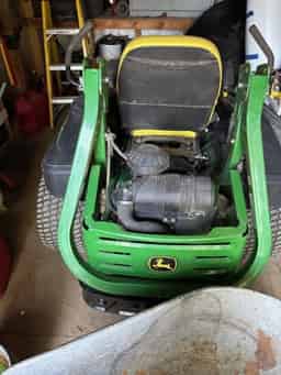 2015 John Deere Z920M Image