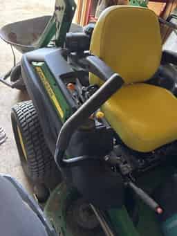 2015 John Deere Z920M Image