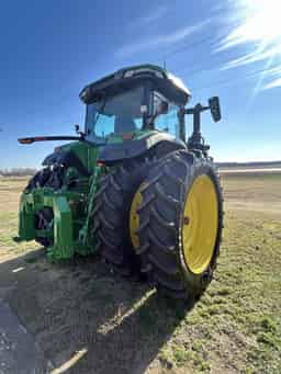 2022 John Deere 8R 340 Image
