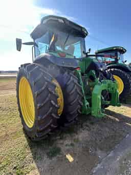 2022 John Deere 8R 340 Image