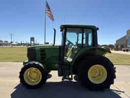 2011 John Deere 6230 Image