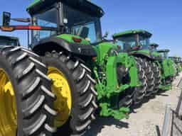 2025 John Deere 8R 310 Image