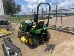 2008 John Deere 2305 Image