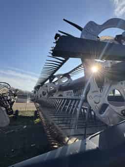 2024 MacDon FD-235 Image