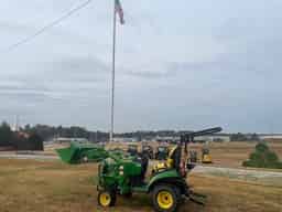 2023 John Deere 1025R Image