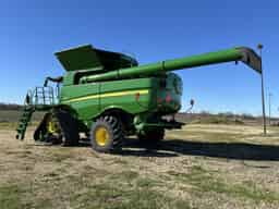 2024 John Deere S780 Image