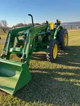 2021 John Deere 5075E Image