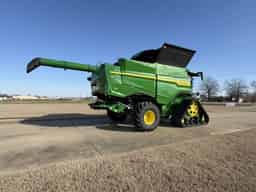 2025 John Deere S7 800 Image