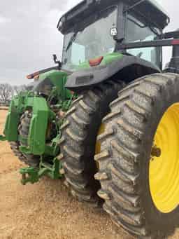 2022 John Deere 8R 340 Image