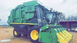 2017 John Deere CP690 Image