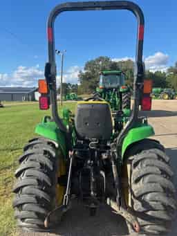 2016 John Deere 3038E Image