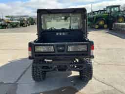 2023 John Deere XUV 835R Image