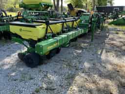 2024 John Deere 1725 Image