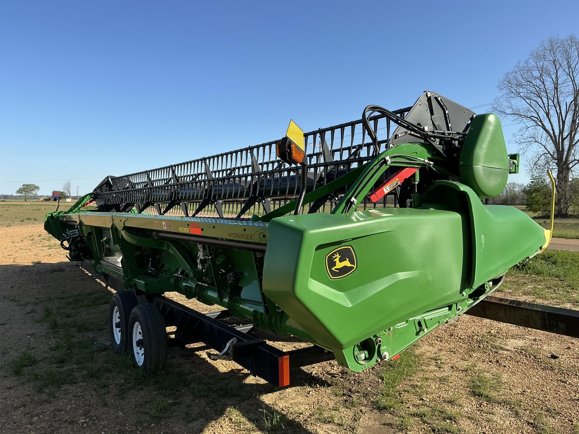 2024 John Deere RD35F Image