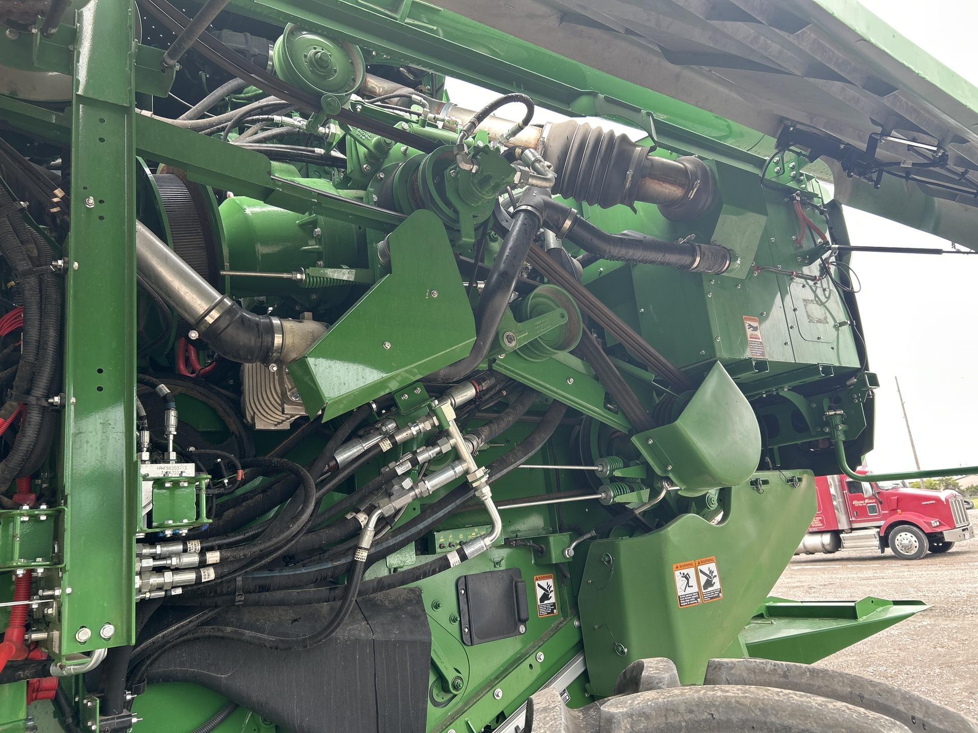 2024 John Deere S780 Image