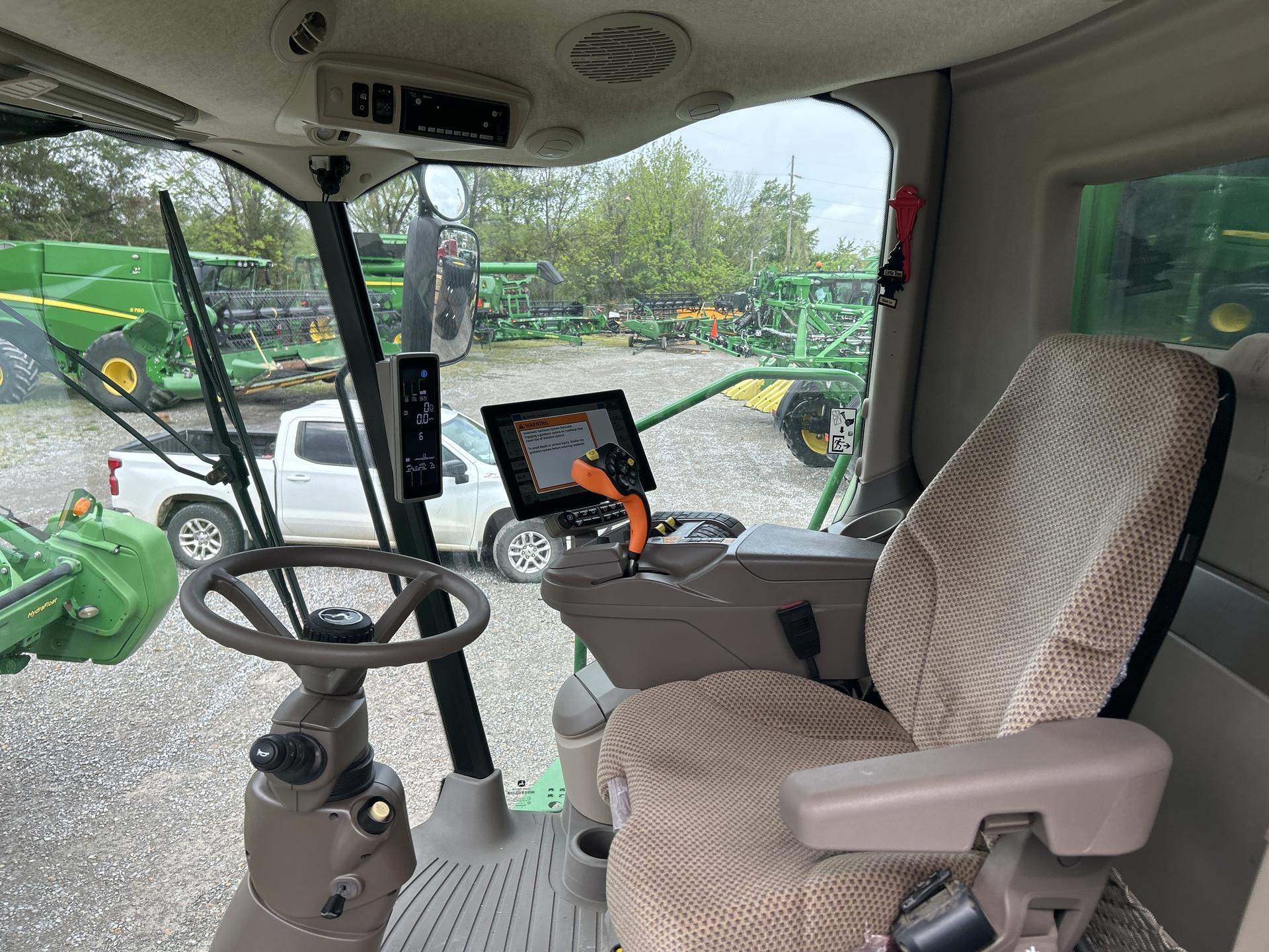 2024 John Deere S780 Image