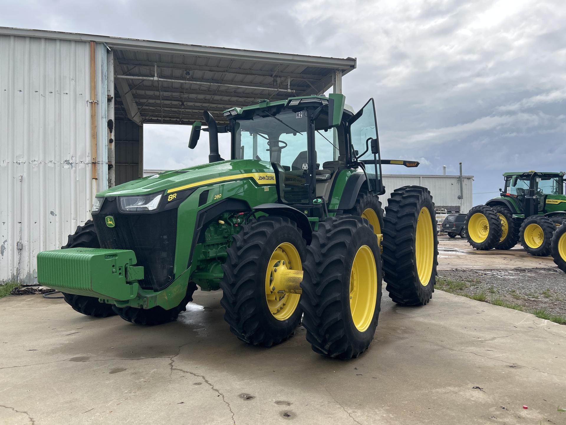 2023 John Deere 8R 280 Image