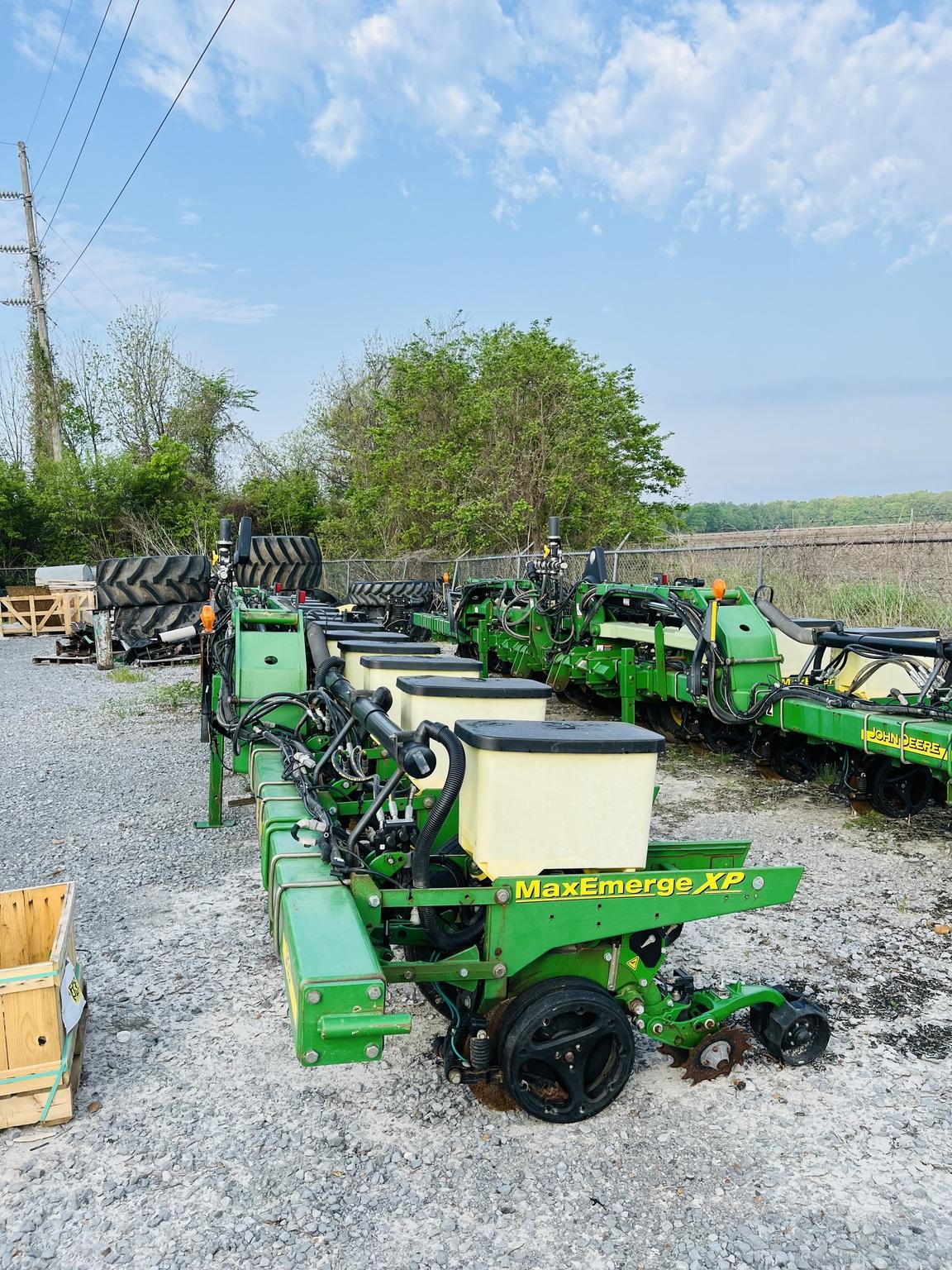 2019 Precision Planting JD 1720 XP CUSTOM Image