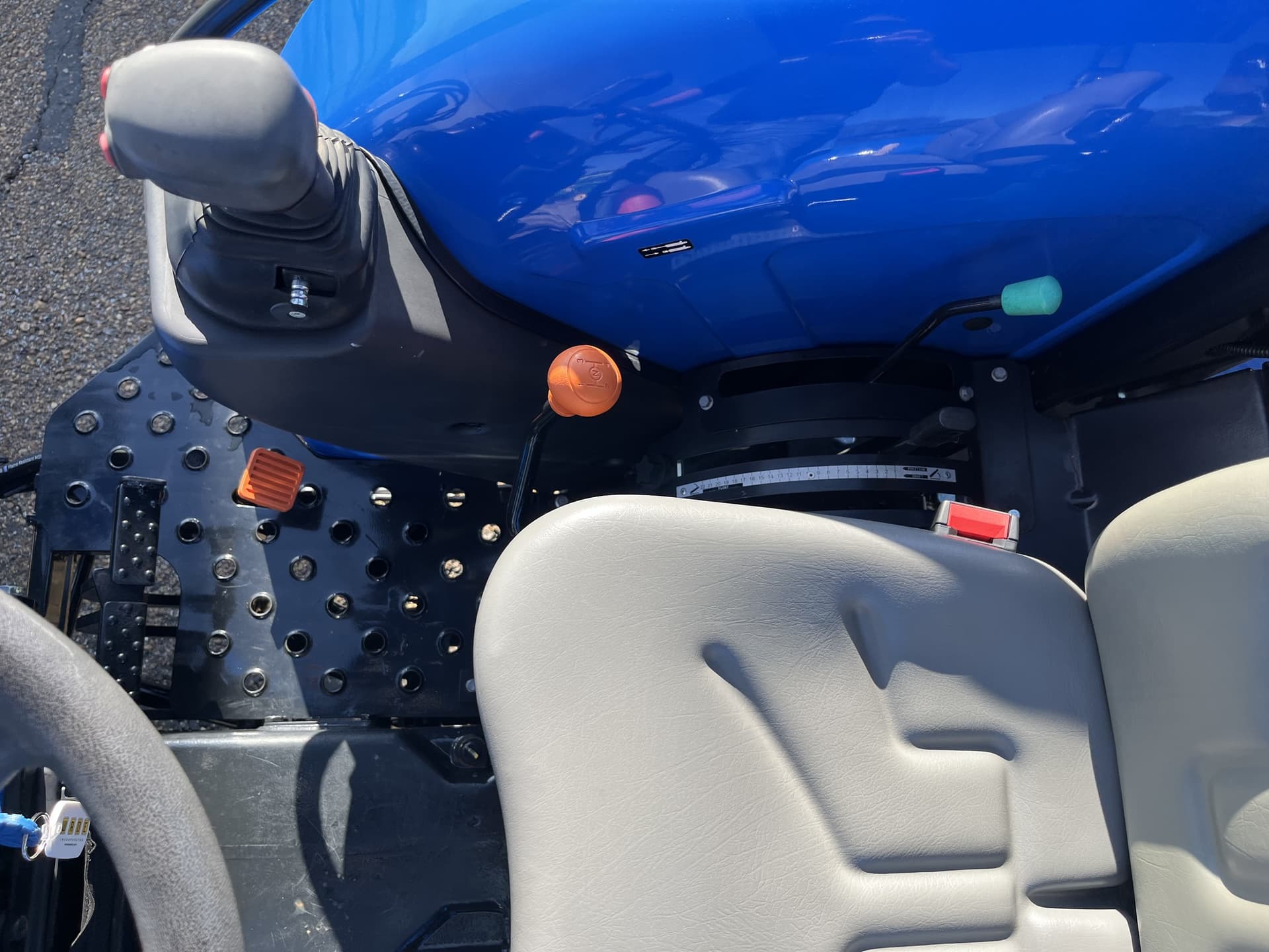 2024 New Holland Workmaster 70 Image