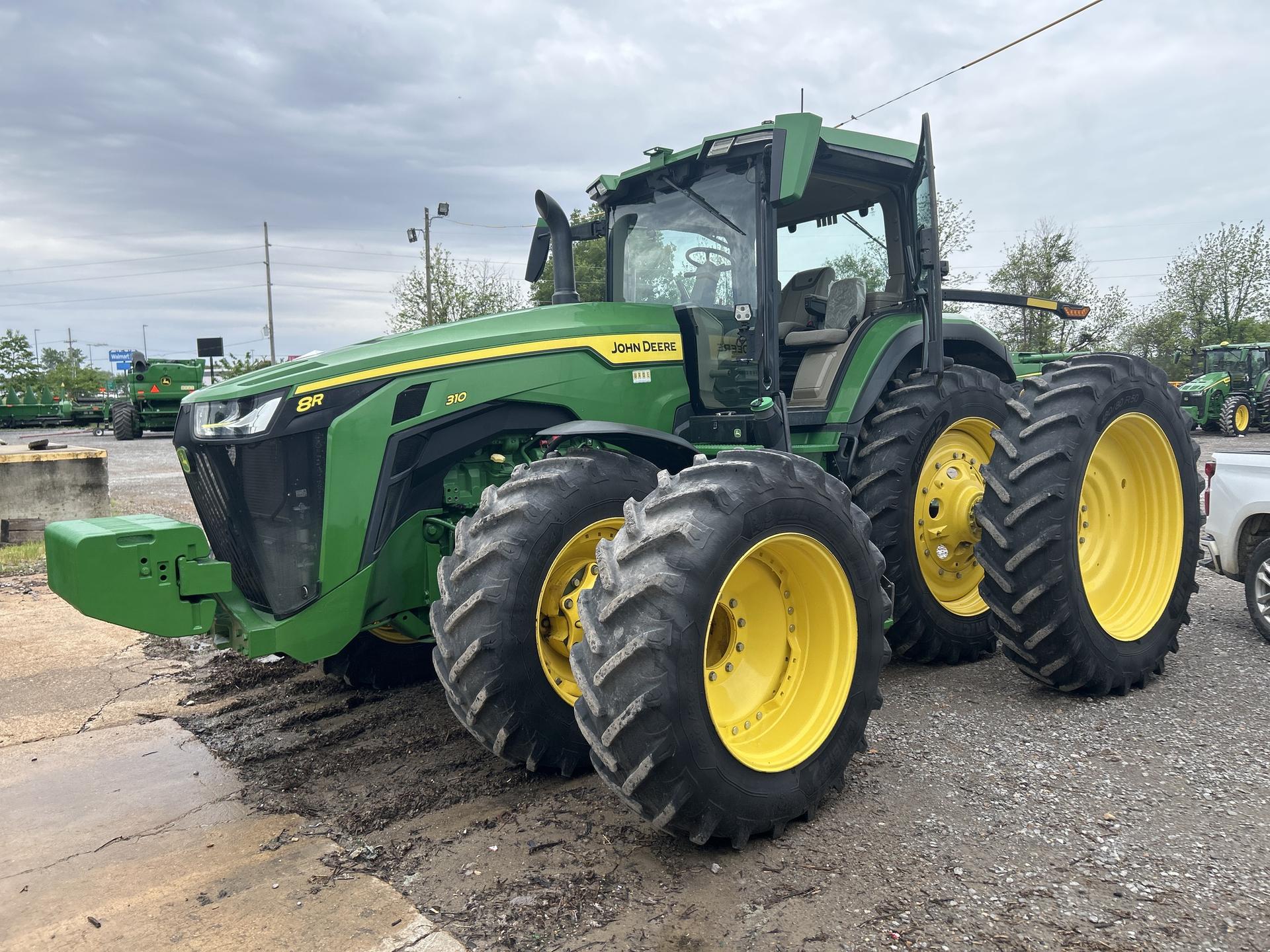 2023 John Deere 8R 310 Image