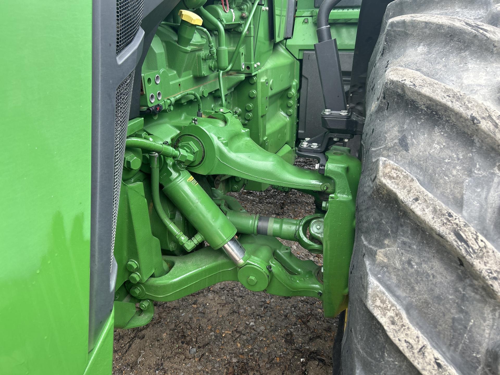 2023 John Deere 8R 310 Image