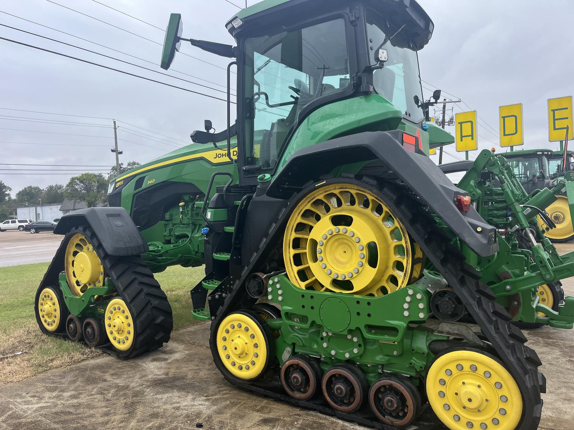 2022 John Deere 8RX 340 Image