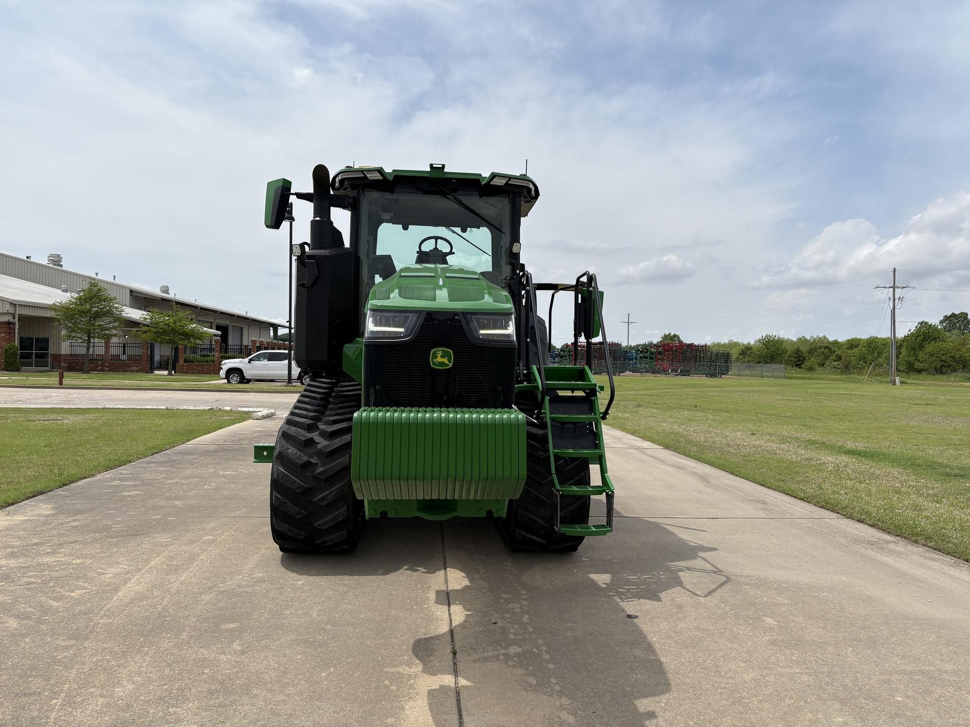 2024 John Deere 8RT 340 Image