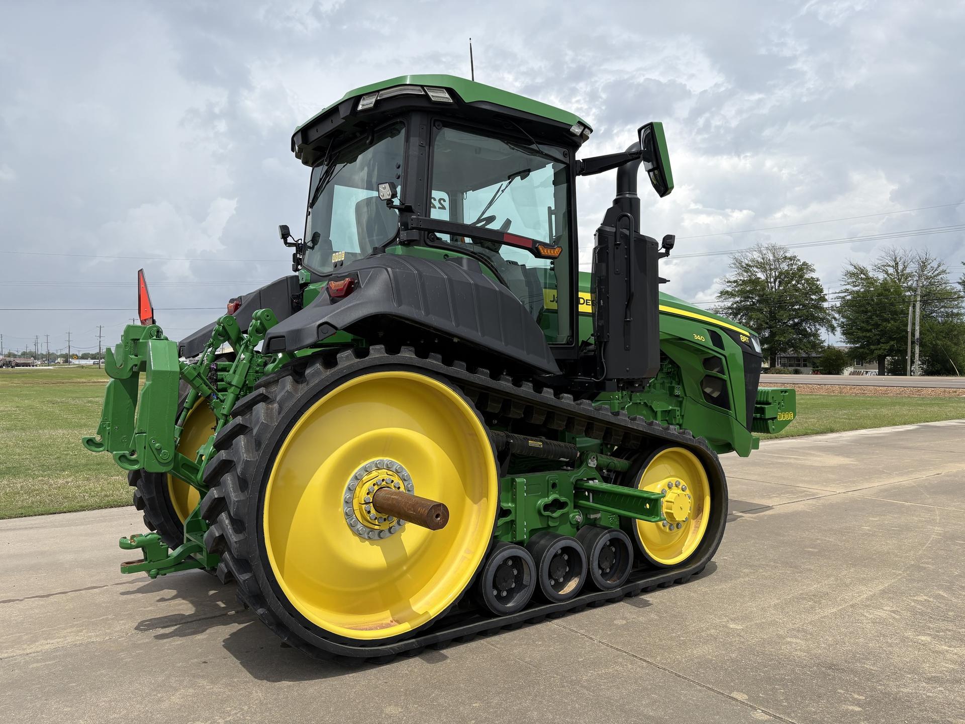 2024 John Deere 8RT 340 Image