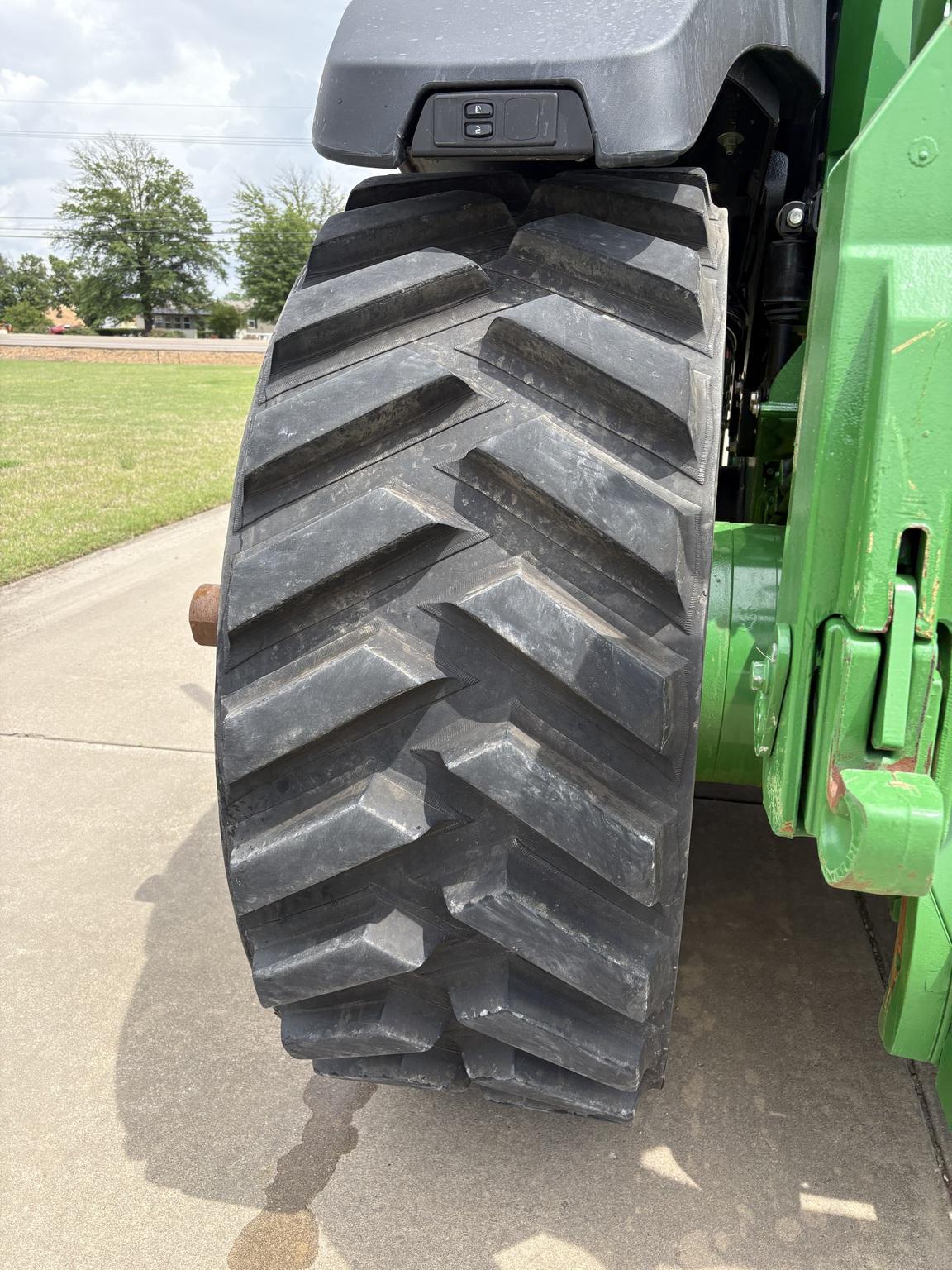 2024 John Deere 8RT 340 Image